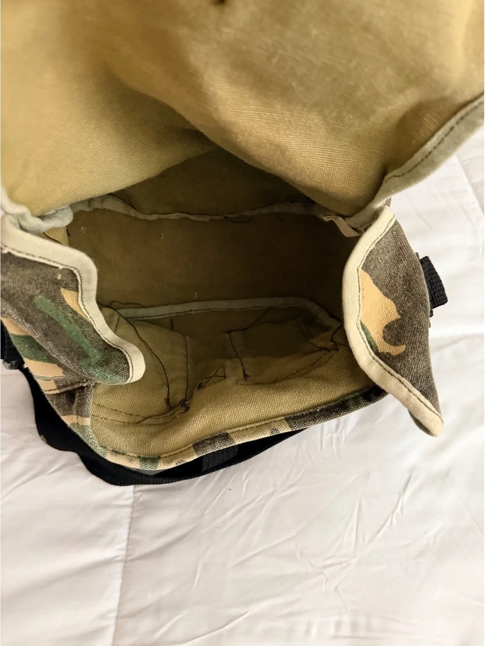 Camouflage Canvas Crossbody Messenger Bag with Adjustable/Un